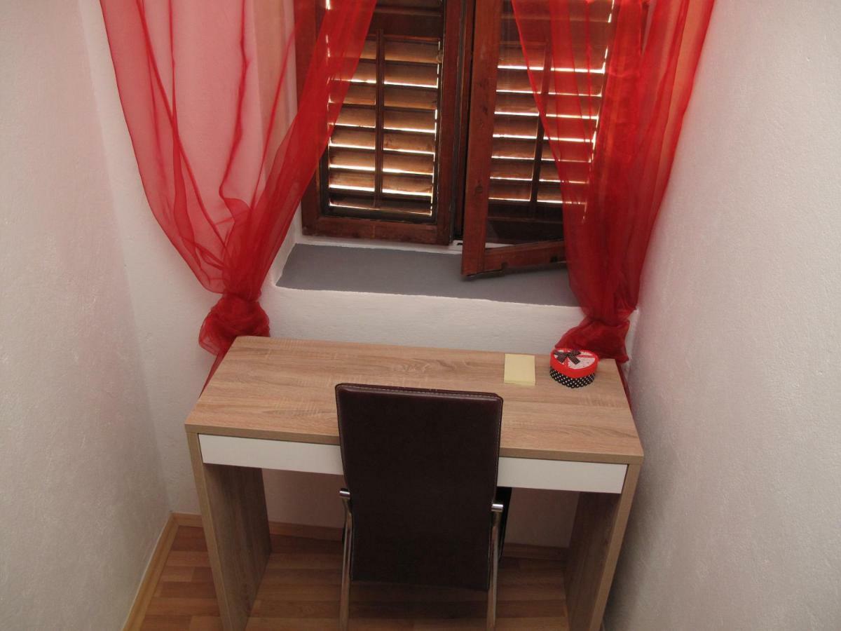 שיבניק Illy City Centre Apartment מראה חיצוני תמונה