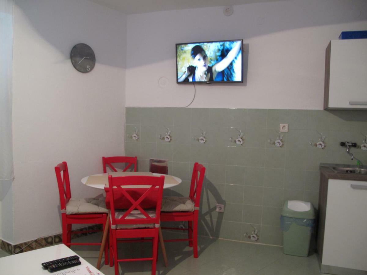 שיבניק Illy City Centre Apartment מראה חיצוני תמונה