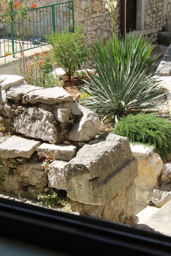 שיבניק Illy City Centre Apartment מראה חיצוני תמונה